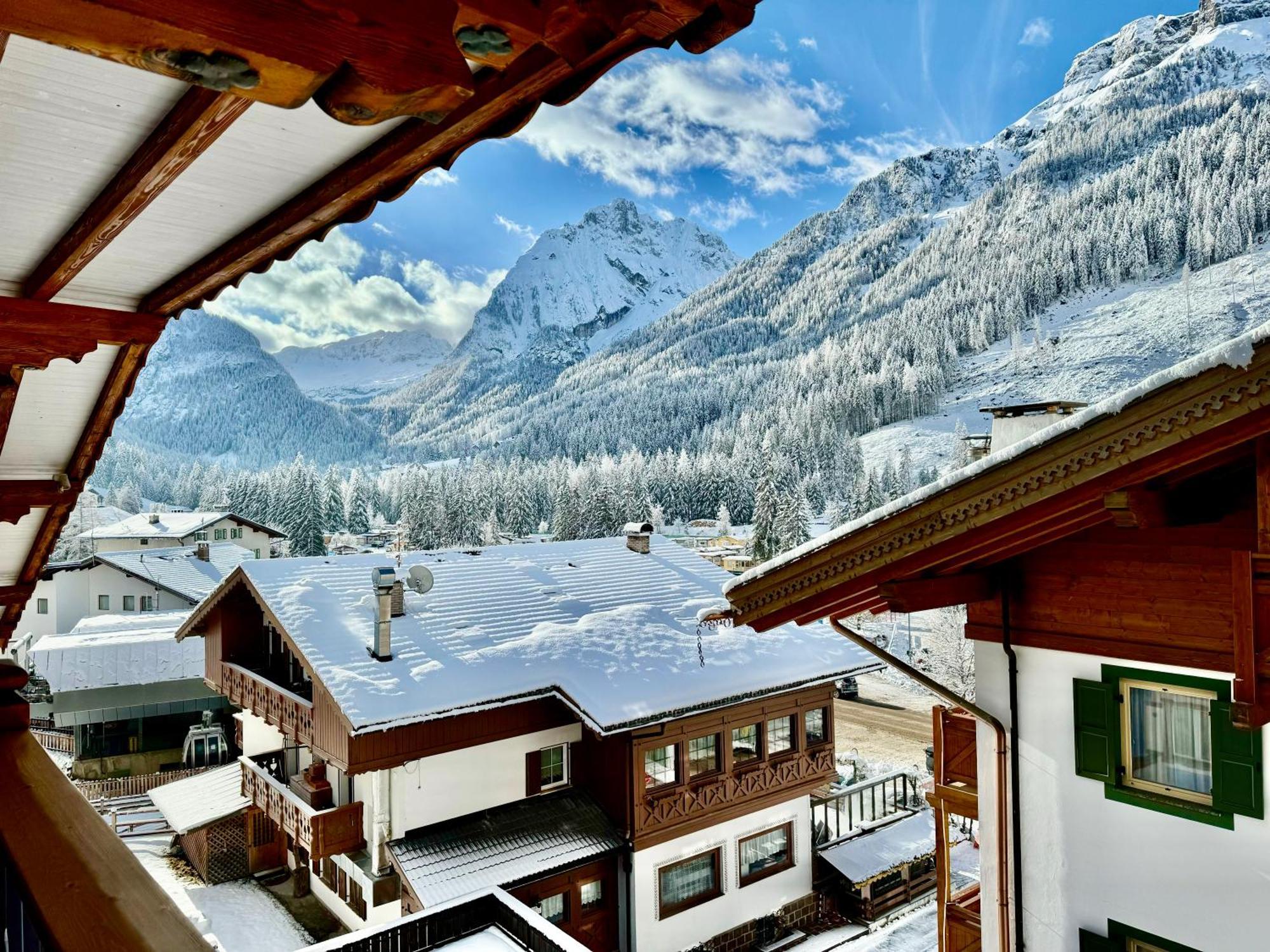 B&B Cesa Planber Mountain View Bike Friendly Canazei Luaran gambar
