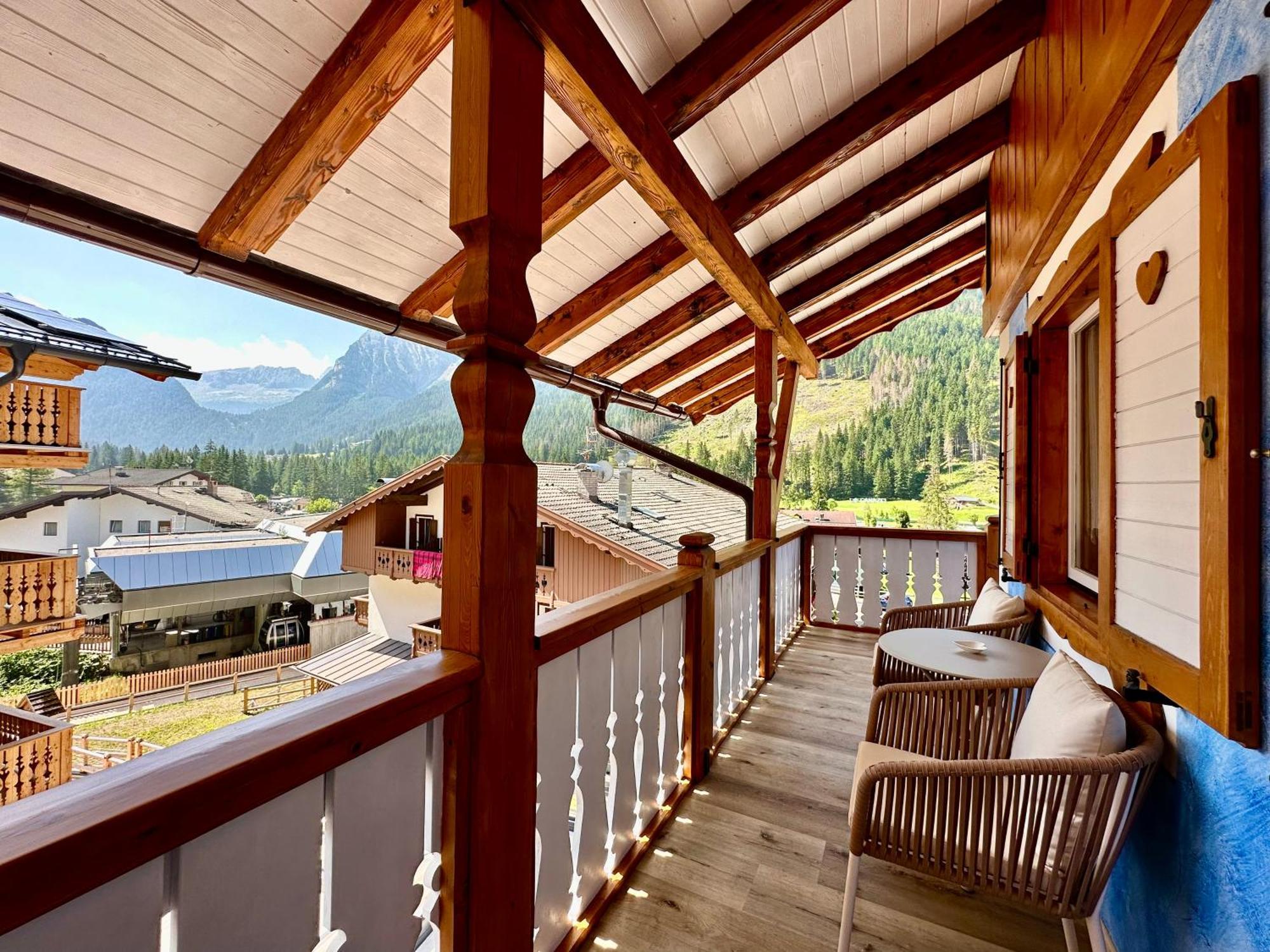 B&B Cesa Planber Mountain View Bike Friendly Canazei Luaran gambar